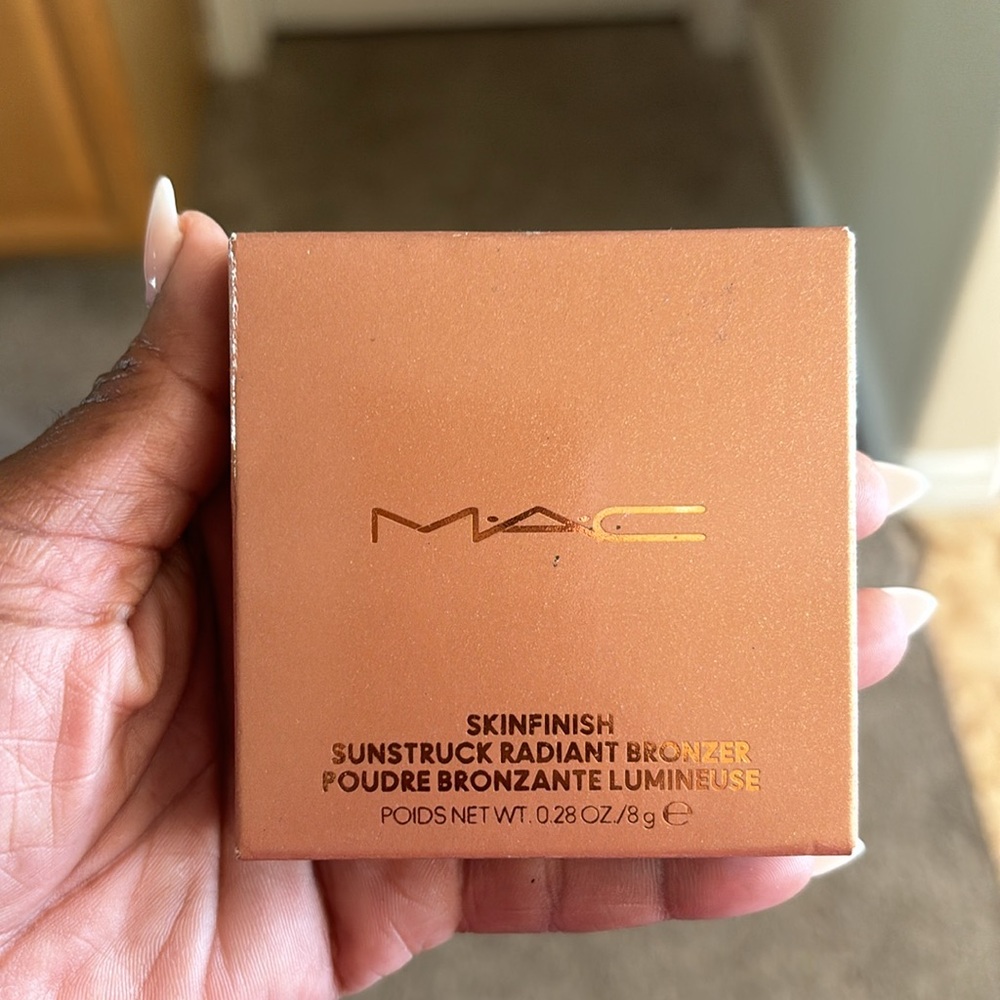Makeup bundle NWT - Picture 5 of 16